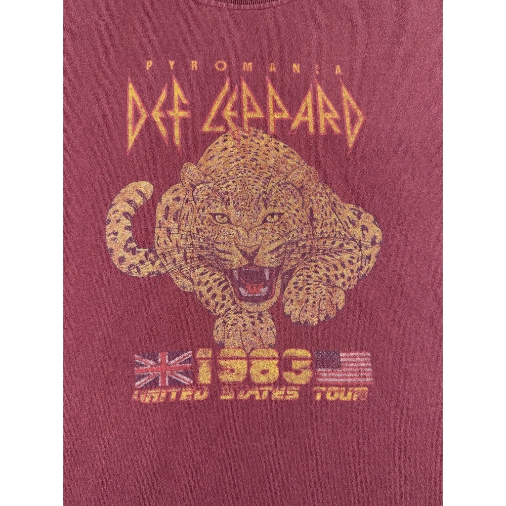 Def Leppard Pyromania Shirt Mens Medium Red 1983 Tour Graphic Band Tee Music - Picture 3 of 6